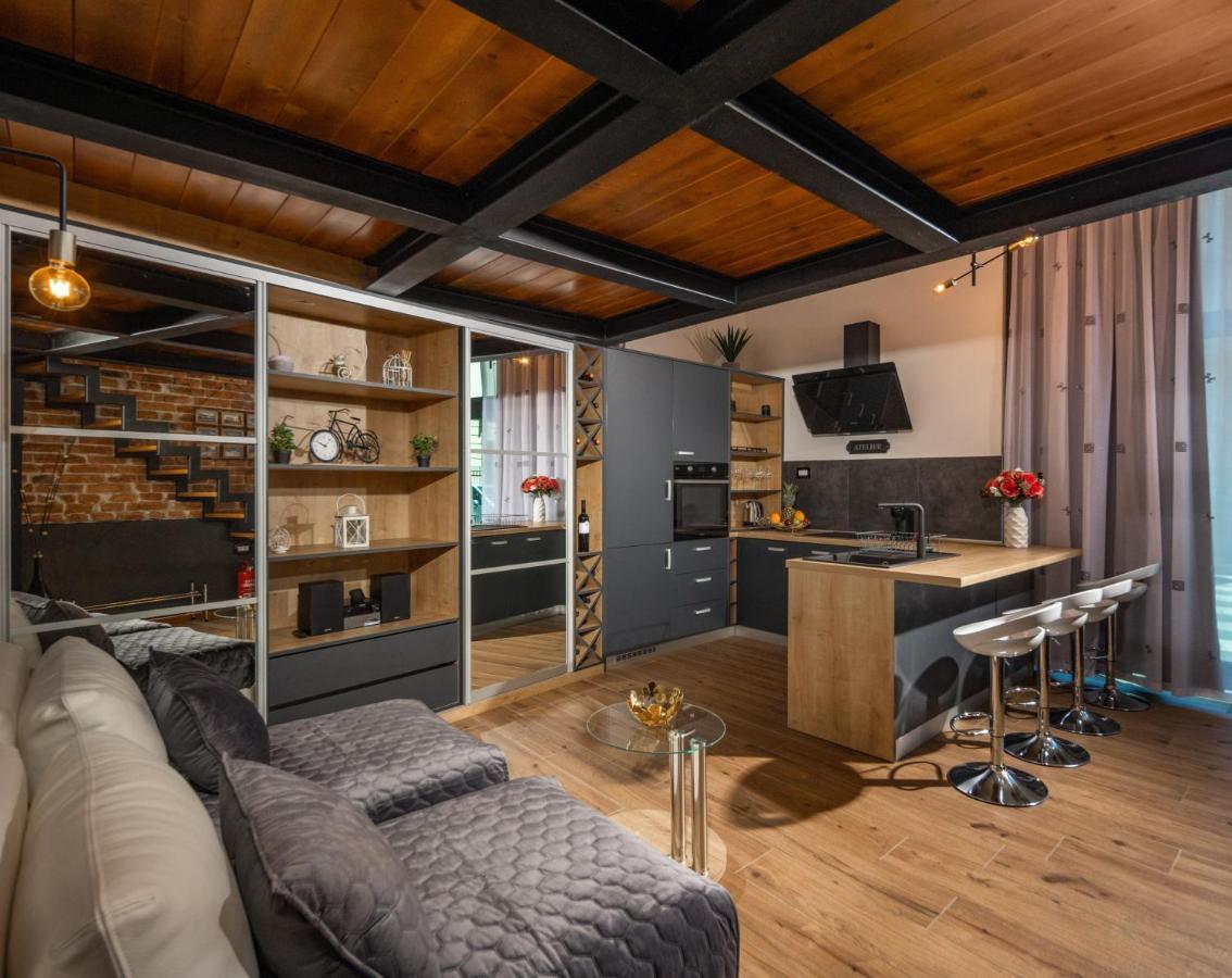 Studio Apartments Atelier 里耶卡 外观 照片