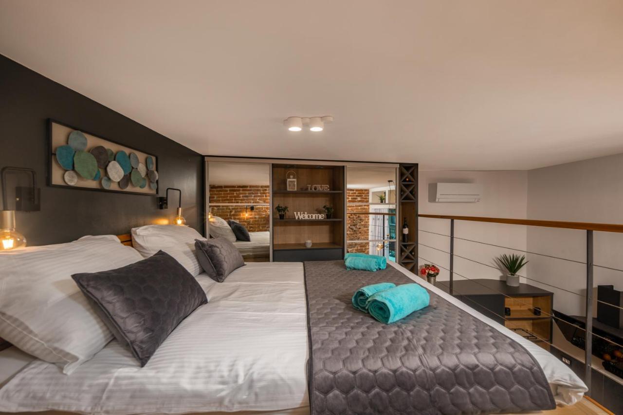 Studio Apartments Atelier 里耶卡 外观 照片