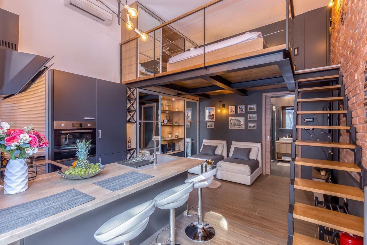 Studio Apartments Atelier 里耶卡 外观 照片